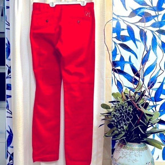 NWOT Red Dockers Cotton Game Day Nebraska Huskers Embroidered Pants Sz 30 x 32 - Picture 4 of 8